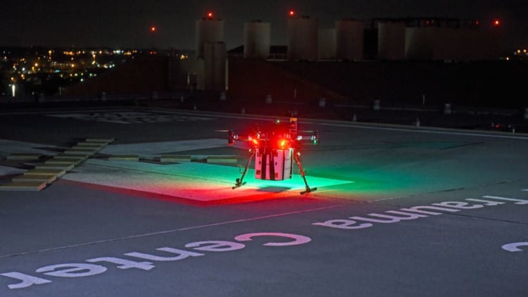 Pela primeira vez, drone transporta rim para cirurgiões nos EUA